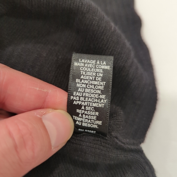 Saks Fifth Avenue Black Shortsleeve Sweater Dress Midi - Women's Size M - Picture 10 of 10